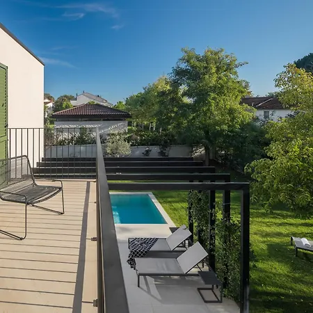 With Pool In * Poreč